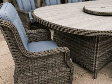 Amalfi Oval 10 Seater Dining Set - image 3