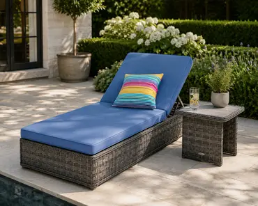 Amalfi Sunlounger with Side Table - image 2