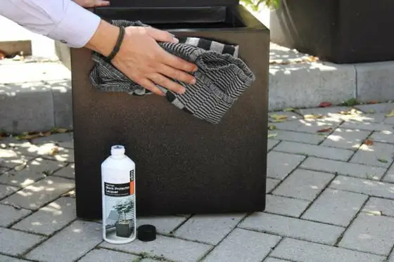 Capi Black Protector Lacquer 500 ml - image 2