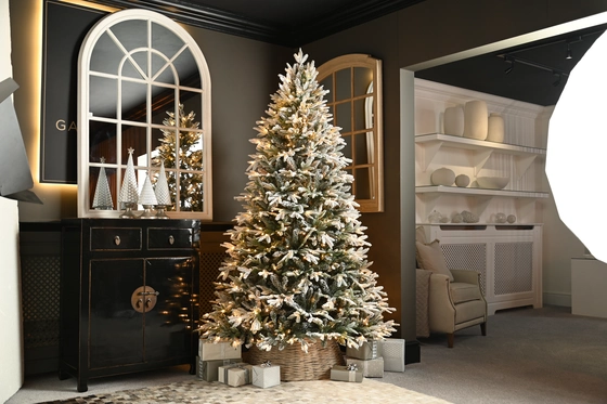 Grays Peak Pine Led Flocked Tree 8ft/240cm - image 2