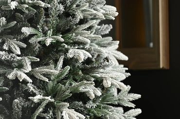 Grays Peak Pine Led Flocked Tree 8ft/240cm - image 4