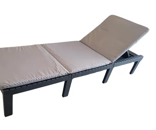 Hatiti Folding Sun Lounger - image 1