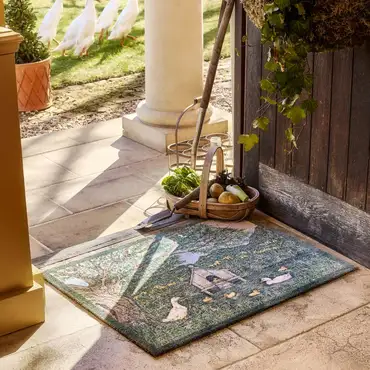 Hug Rug Aura Sally Swannell Duck House 65x85 - image 2