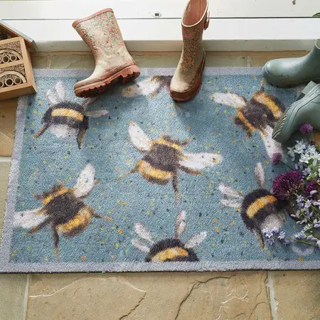 Hug Rug Bee 3 50x75 - image 2