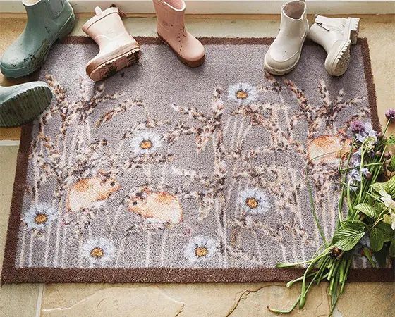 Hug Rug Country Field Mice 1 65cm x 85cm - image 2