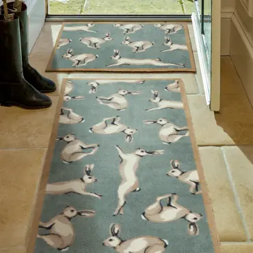 Hug Rug Farmhouse Hares 65x85 - image 2