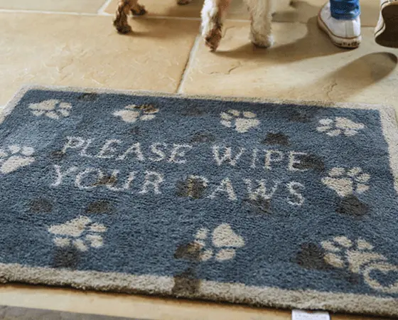 Hug Rug Pet 10 50cm x 75cm - image 2