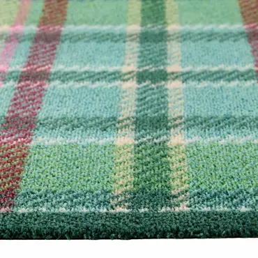 Hug Rug Tartan Green Runner 65x150 - image 3