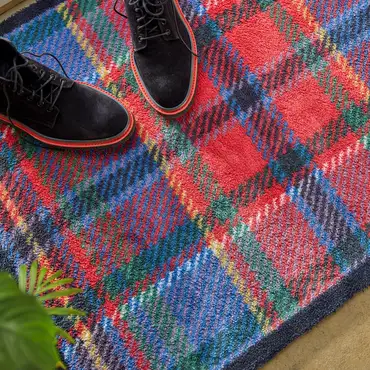 Hug Rug Tartan Red/Blue 50x75 - image 3