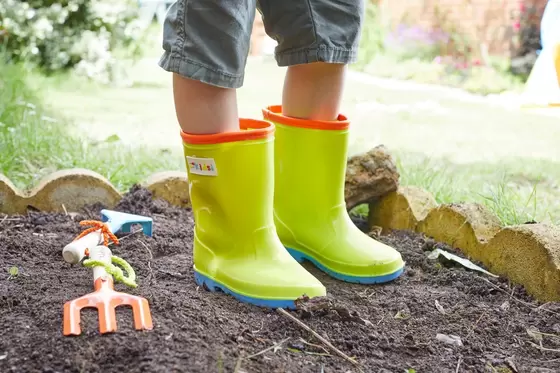 Junior Wellies Size 8 - image 2
