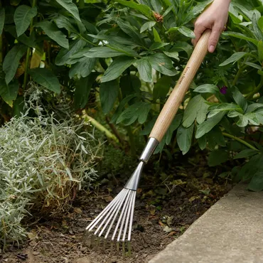 K&S Border Hand Shrub Rake - image 2