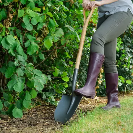 Kent & Stowe Carbon Steel Round Nose Shovel - image 2