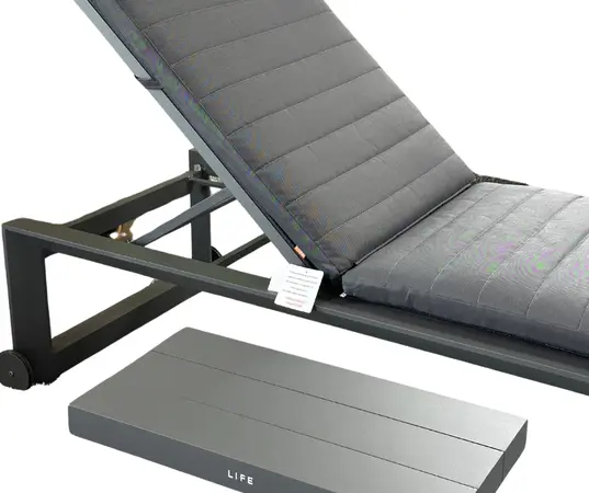 LIFE Delta Sunlounger - image 2