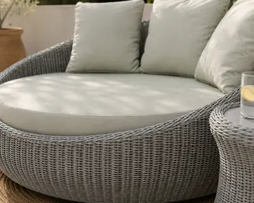 Melina Daybed with Side Table - image 3