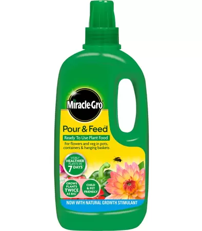 Miracle-Grow Pour & Feed RTU 1L