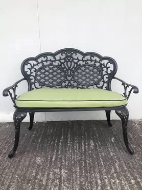 Mississippi Black Love Seat - image 3