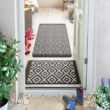 My Mat My Stain Resistant Cosy Charcoal 67x100 - image 3