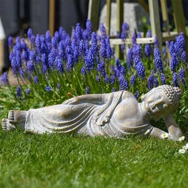 Reclining Buddha - image 2