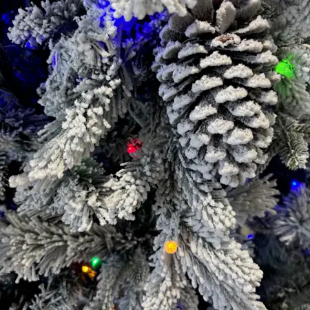 Snowy Winterfold Prelit Fir 9ft/270cm - image 3