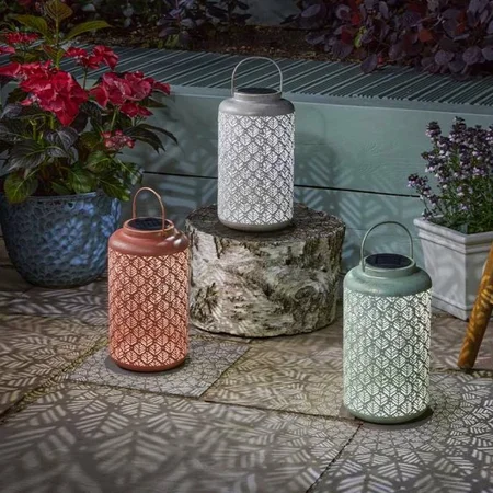 Solaire Lantern - image 2