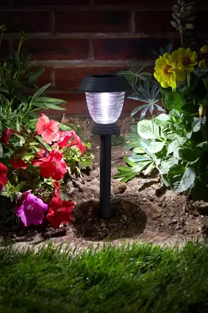Triton 365 Solar Stake Light 10l - image 2