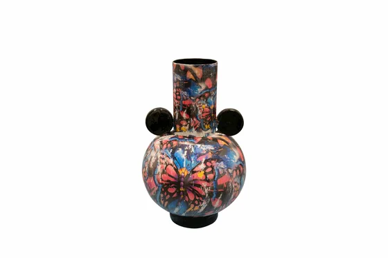 Vase Street Art Love Paint D20 H32