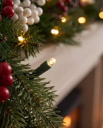 Winter Blush 9ft X 10" Prelit Garland - image 4