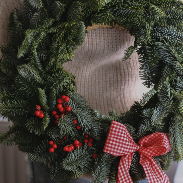 Wreath & Garland 26'